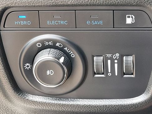 Used 2024 Jeep Grand Cherokee Limited 4xe AWD/4WD image 25