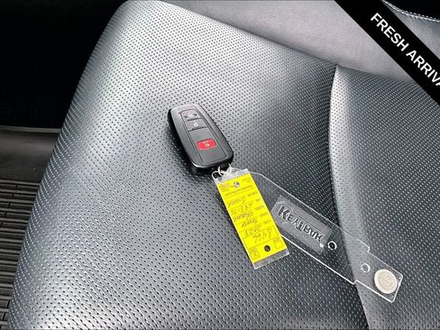Used 2023 Toyota 4Runner Limited RWD image 36