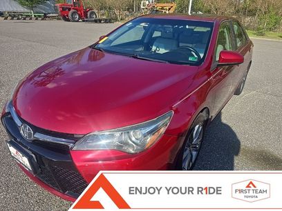Used 2015 Toyota Camry SE w/ Moonroof Package