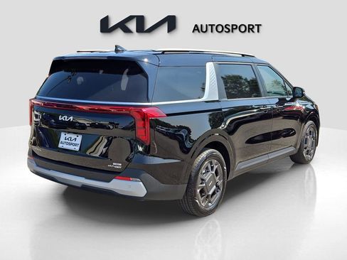 New 2026 Kia Carnival EX image 8