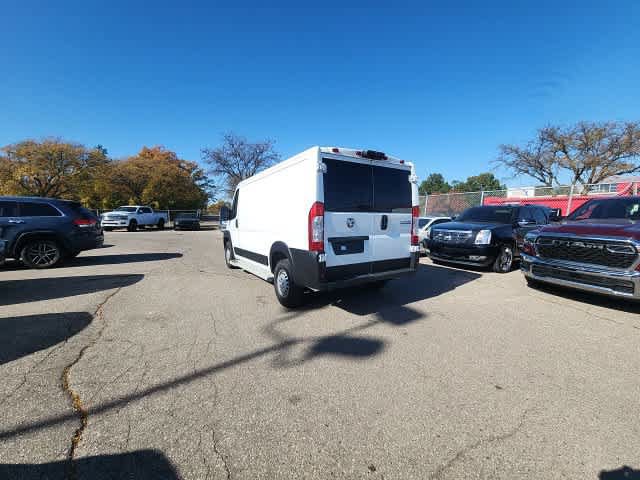 Used 2025 RAM ProMaster 2500 w/ U-Haul Equipment Group FWD image 25