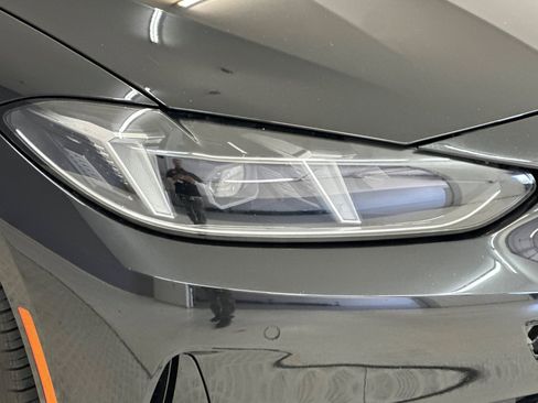 Used 2025 BMW 430i Convertible RWD image 11