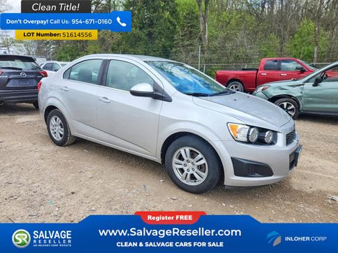 Used 2015 Chevrolet Sonic LT FWD image 5