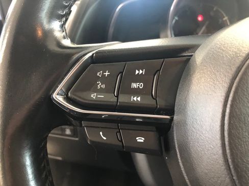 Used 2018 MAZDA MAZDA3 Grand Touring w/ Premium Equipment Package FWD image 23