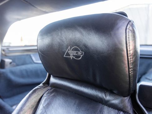 Used 1993 Chevrolet Corvette Coupe image 30