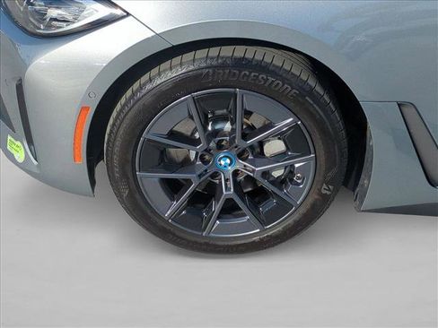 Used 2023 BMW i4 eDrive40 w/ Premium Package image 25