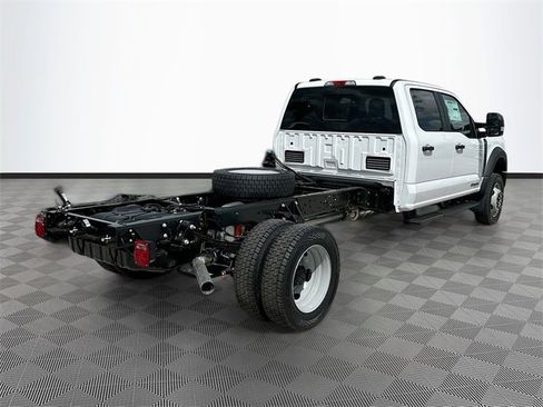 New 2025 Ford F550 4x4 Crew Cab Super Duty w/ XL Chrome Package image 4