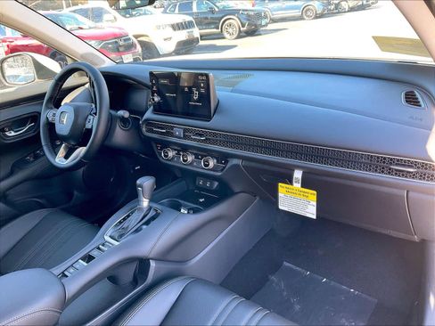 New 2026 Honda HR-V EX-L image 10