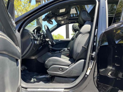 Used 2019 Mercedes-Benz GLE 63 AMG S image 42