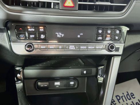 Used 2026 Kia Seltos EX FWD image 16