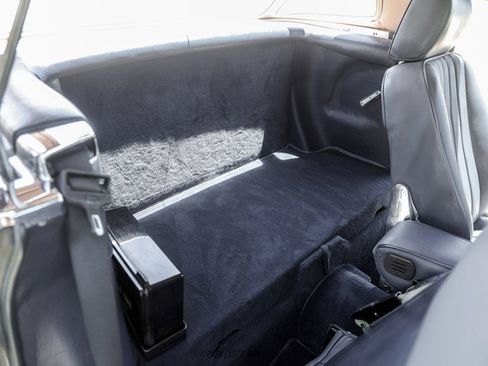 Used 1988 Mercedes-Benz 560 SL image 34