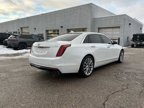 Used 2018 Cadillac CT6 Luxury image 16