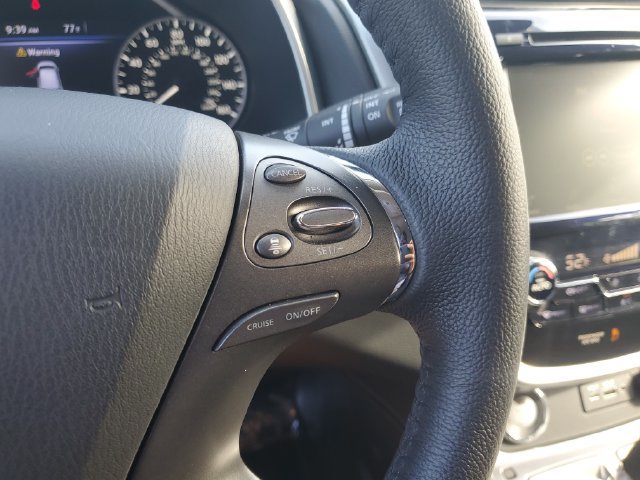 Used 2024 Nissan Murano SV w/ SV Midnight Edition Package FWD image 17