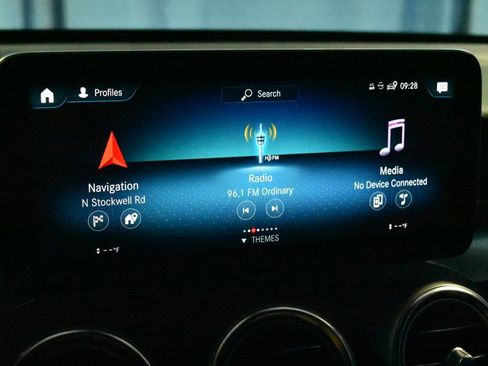 Used 2022 Mercedes-Benz GLC 300 4MATIC image 12