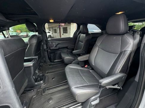 Used 2023 Toyota Sienna XLE Woodland Edition AWD/4WD image 16