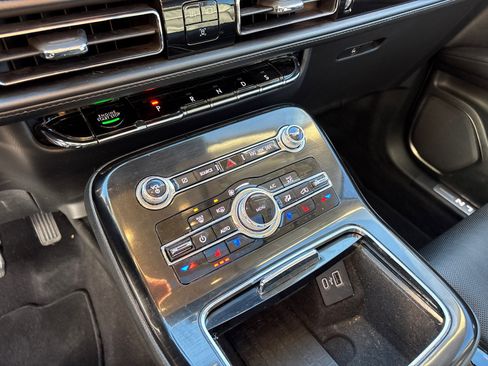 Certified 2023 Lincoln Nautilus Reserve w/ Equipment Group 201A image 22