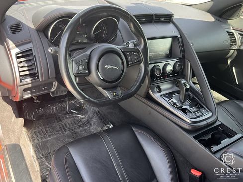 Used 2017 Jaguar F-TYPE R AWD/4WD image 9