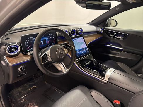 Used 2023 Mercedes-Benz C 300 4MATIC Sedan image 10