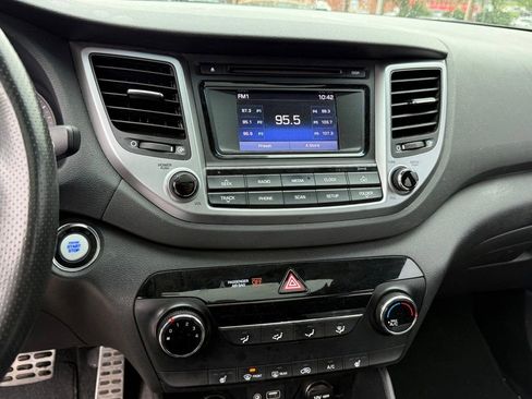 Used 2017 Hyundai Tucson Night AWD/4WD image 19