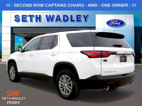 Used 2023 Chevrolet Traverse LT image 7
