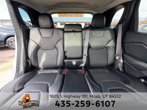 Used 2022 Jeep Cherokee Limited image 45