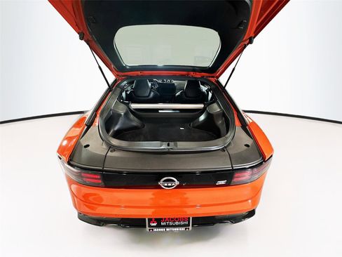 Used 2024 Nissan Z Performance w/ Heritage Edition RWD image 16
