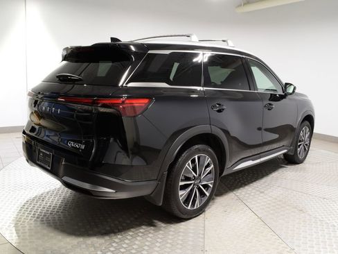 Certified 2026 INFINITI QX60 Luxe w/ Family Package AWD/4WD image 4