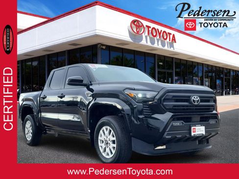 Certified 2024 Toyota Tacoma SR5 image 1