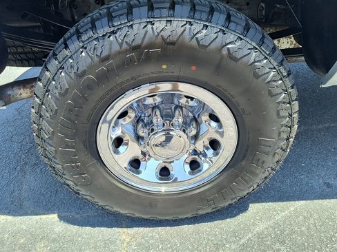 Used 2004 Ford F250 XLT AWD/4WD image 13