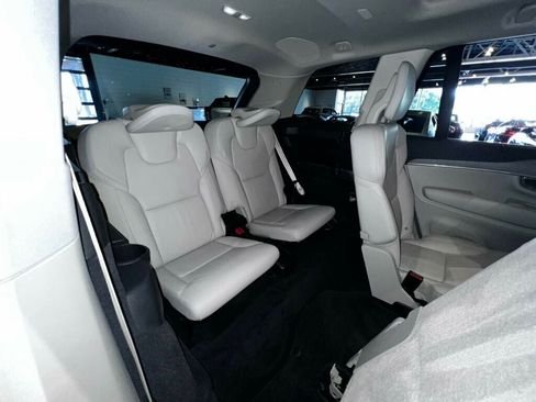 Used 2024 Volvo XC90 B6 Ultimate AWD/4WD image 30