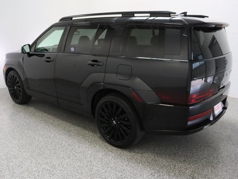 Used 2025 Hyundai Santa Fe Calligraphy image 9