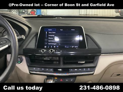 Used 2024 Cadillac CT4 Luxury w/ Cold Weather Package AWD/4WD image 19