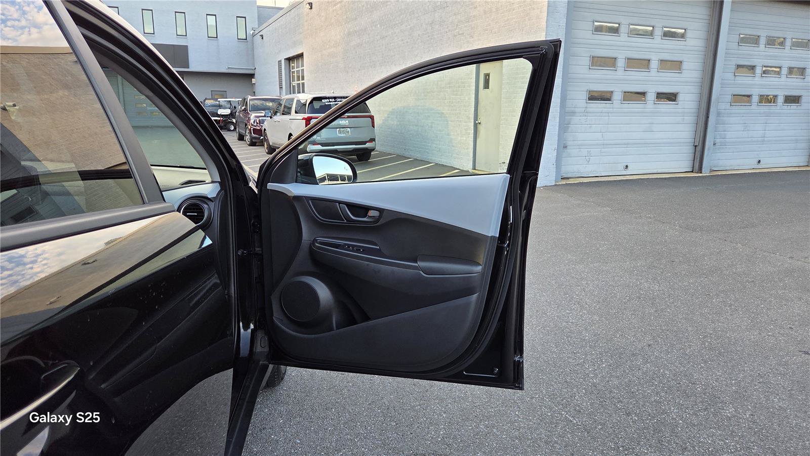 Used 2019 Hyundai Kona SEL FWD image 28