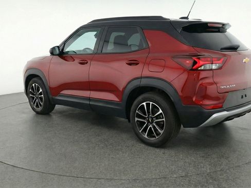 Used 2025 Chevrolet TrailBlazer LT image 6