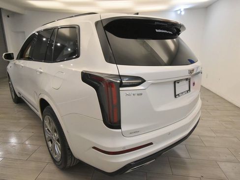 Used 2020 Cadillac XT6 Sport w/ Platinum Package image 3