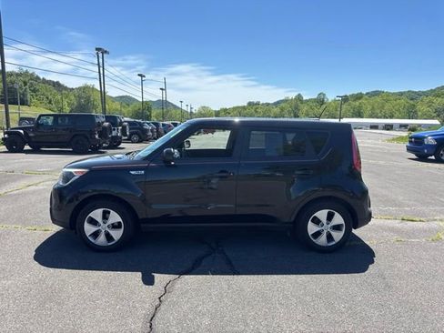Used 2016 Kia Soul FWD image 5