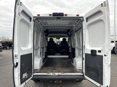 Used 2022 RAM ProMaster 3500 w/ Convenience Group FWD image 28