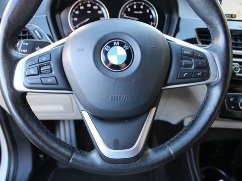 Used 2020 BMW X1 sDrive28i w/ Convenience Package image 11