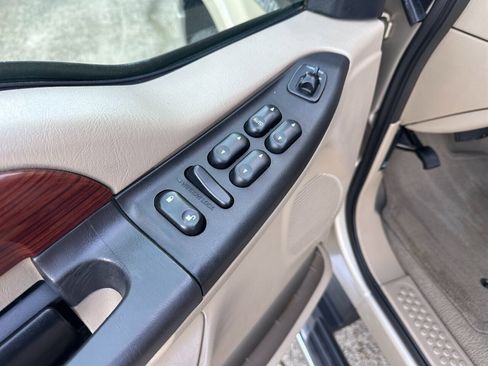 Used 2005 Ford Excursion Limited image 15