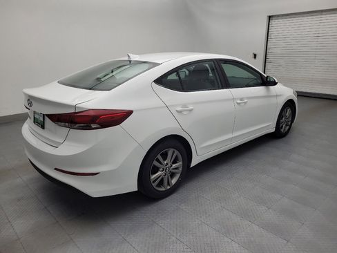 Used 2017 Hyundai Elantra SE FWD image 10