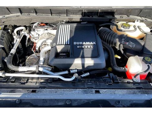 Used 2023 Chevrolet Silverado 1500 RST w/ Rally Edition image 12