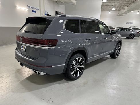 New 2026 Volkswagen Atlas SEL Premium R-Line AWD/4WD image 9