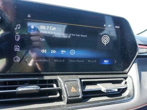 Used 2025 Chevrolet TrailBlazer RS w/ Convenience Package FWD image 11