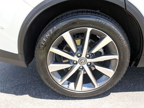 Certified 2025 Acura MDX FWD w/ Technology Package image 12