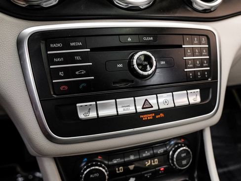 Used 2019 Mercedes-Benz GLA 250 image 25