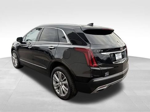 Used 2024 Cadillac XT5 Premium Luxury image 11