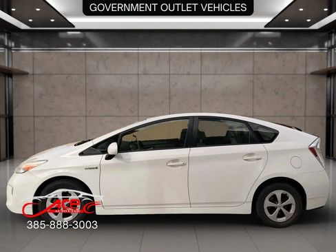 Used 2014 Toyota Prius One image 4