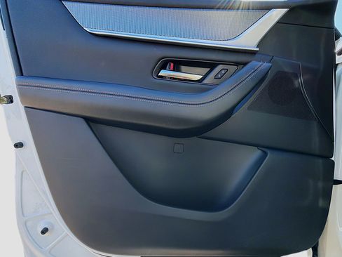 Used 2025 MAZDA CX-90 Plug-In Hybrid w/ Premium Plus image 23