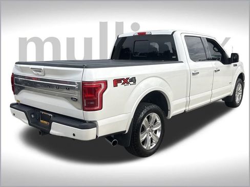 Used 2015 Ford F150 Platinum w/ Equipment Group 701A Luxury image 4
