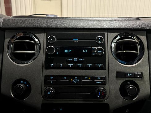 Used 2012 Ford F250 XLT w/ XLT Interior Pkg AWD/4WD image 22